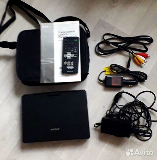 Портативный DVD проигрыватель sony
