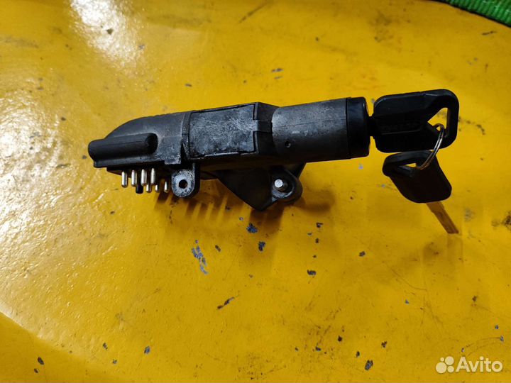 Замок зажигания Volvo fh 1063433