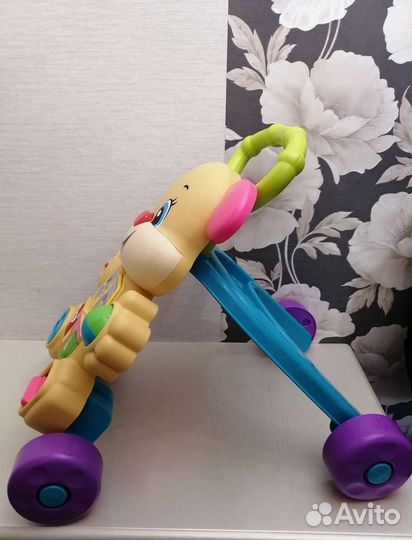 Каталка-ходунки от фирмы Fisher-Price и Chicco