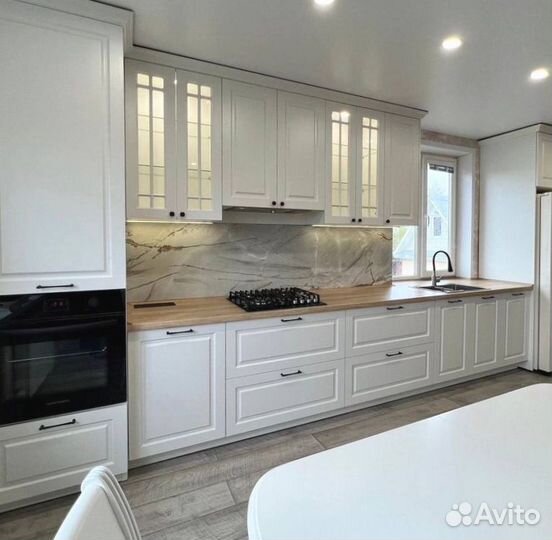 Кухня на заказ, доставка и установка