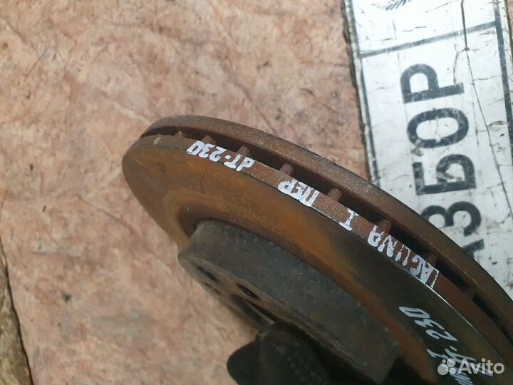 Тормозной диск передний левый 2.0 АКПП Renault Lag