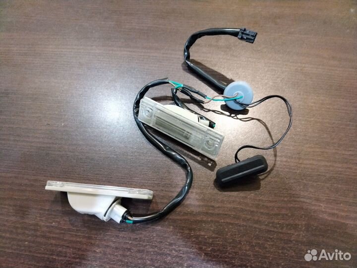 Кнопка подсветка номера задняя шевроле круз