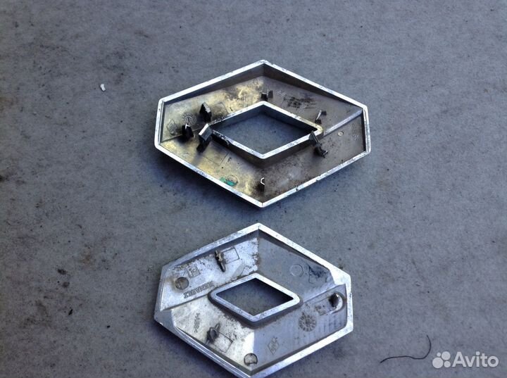 Значок Рено