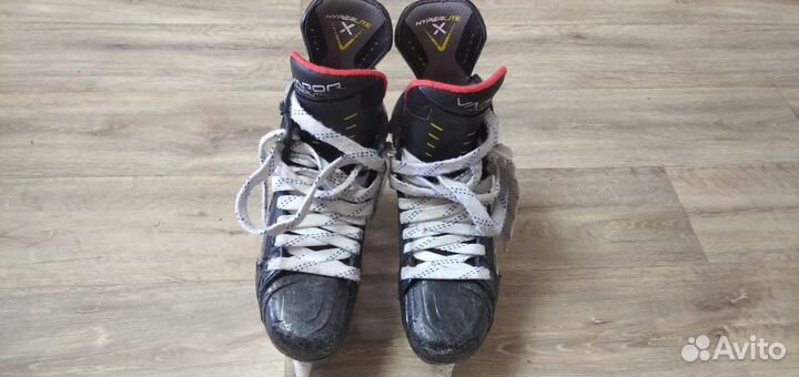 Хоккейные коньки Bauer Hyperlite 6.5 fit1 б/у