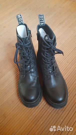 Ботинки Tamaris женские кожаные 38 р