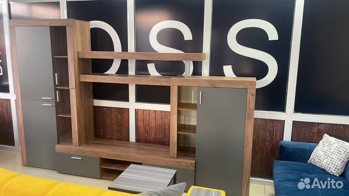 Стенка монтана