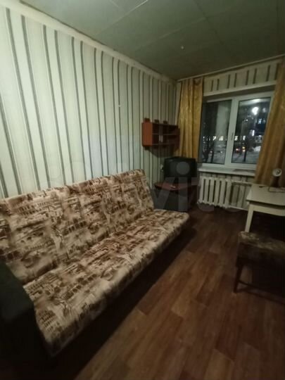 Комната 14 м² в 6-к., 2/5 эт.