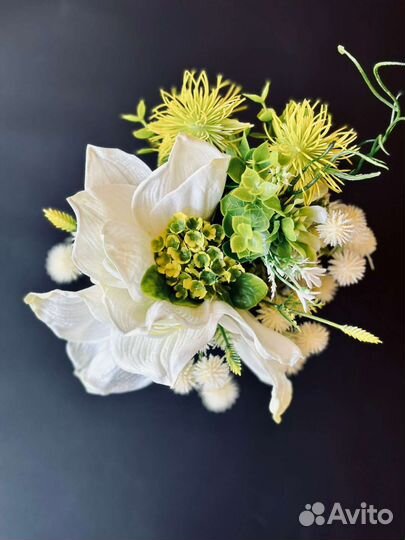 Цветочная композиция на стол