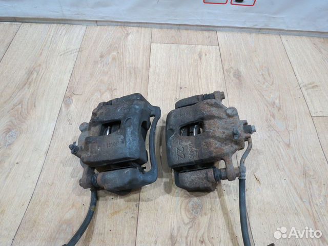 Суппорт передний Kia Rio 3