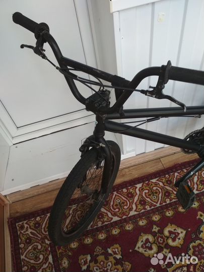 Трюковой велосипед BMX