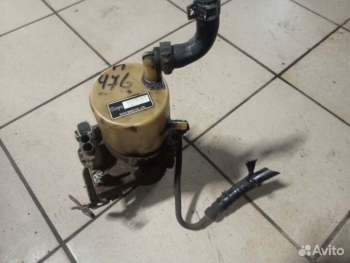 Насос Гура Мазда 3