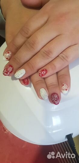 Наращивание ногтей