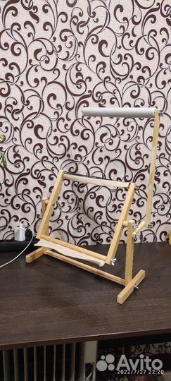 Станок с рамкой для вышивания