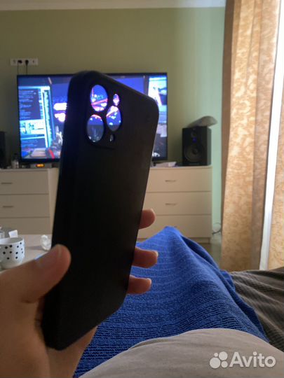 Чехол на iPhone 11