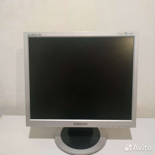 Продаю системные блоки и мониторы б/у