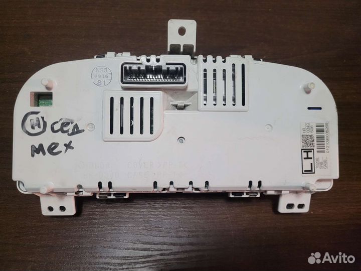 Панель приборов Honda Civic 4D 2006-2012