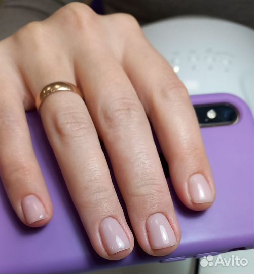 Педикюр и маникюр в центре города