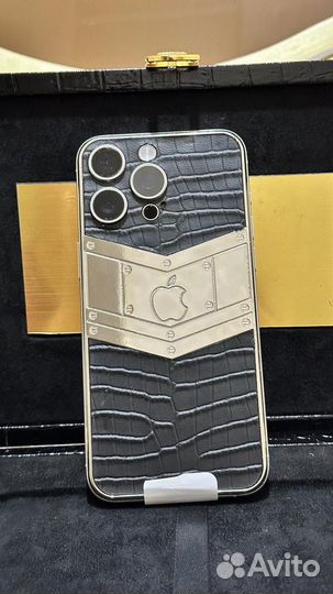 iPhone 15 Pro Max, 256 ГБ