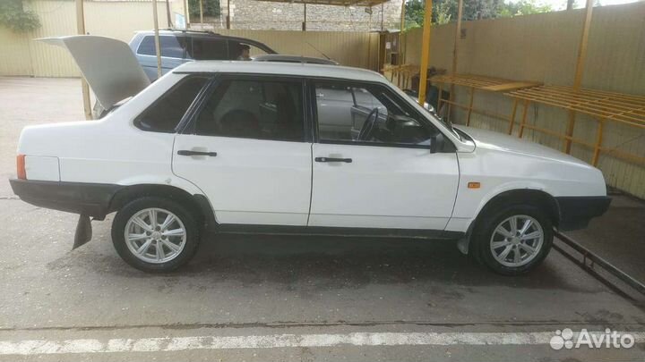 ВАЗ 21099 1.5 МТ, 2001, 350 000 км