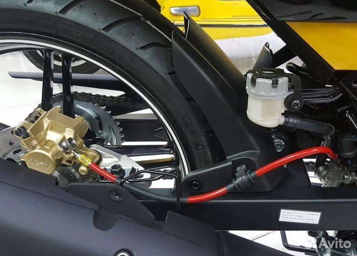 Тормозной шланг армированный