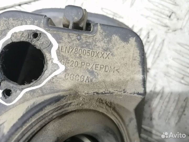 Лючок бензобака Range Rover Sport 1, L320