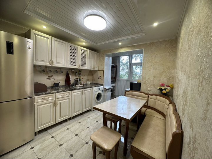 2-к. квартира, 47 м², 2/5 эт.