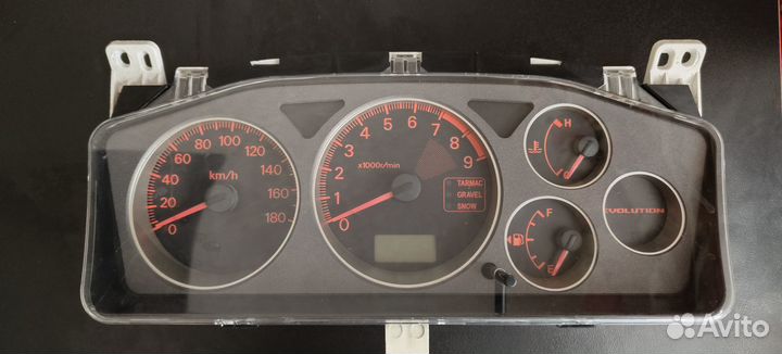 Приборная панель Lancer Evolution