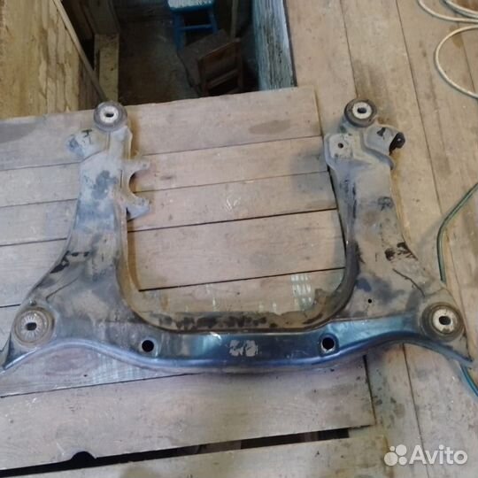 Подрамник passat б5