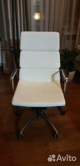 Офисное кресло Unital