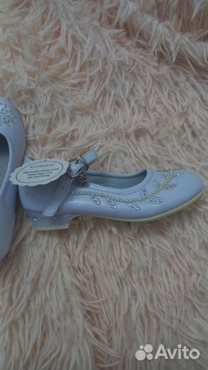 Туфли для девочки 24