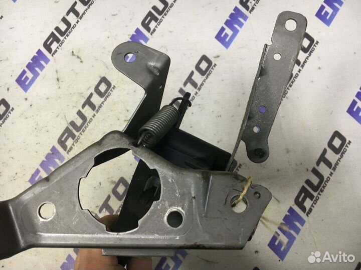 Педаль сцепления Форд Фокус 3