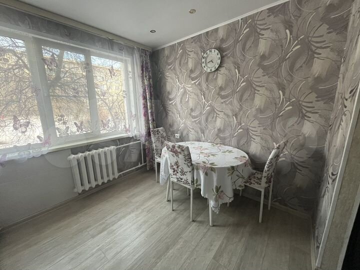 3-к. квартира, 57,1 м², 1/5 эт.