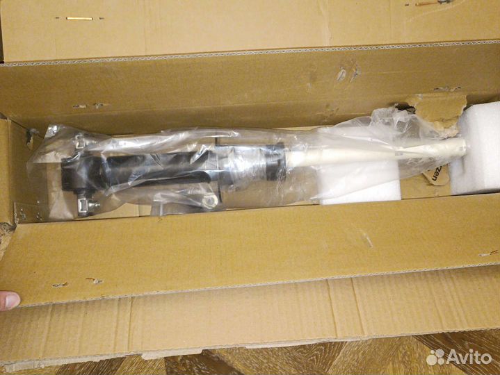 Амортизаторы cadillac escalade 4g