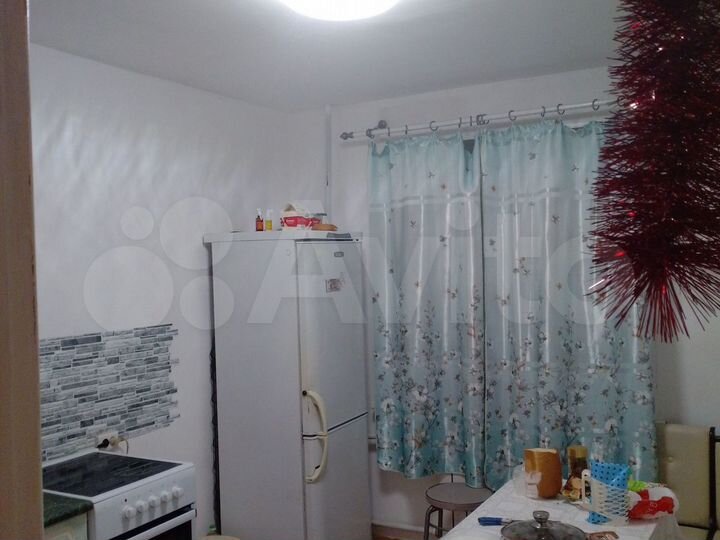 2-к. квартира, 42,7 м², 1/3 эт.