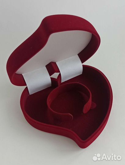 Бархатный футляр для украшений