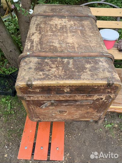 Старинный Английский сундук