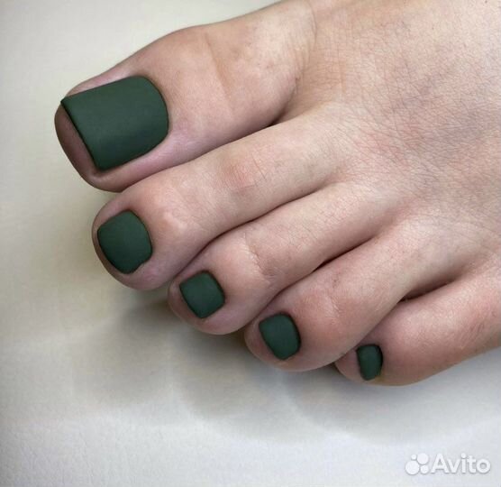 Мастер маникюра и педикюра