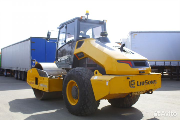 Дорожный каток LiuGong CLG6614E, 2022