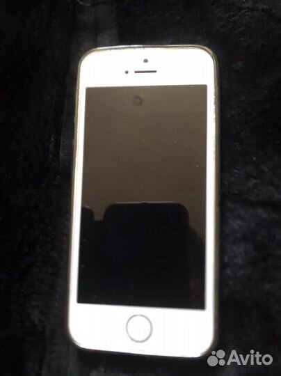 Телефон iPhone se