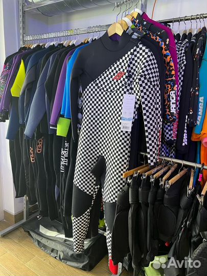 Гидрокостюмы мужские, женские, детские новые
