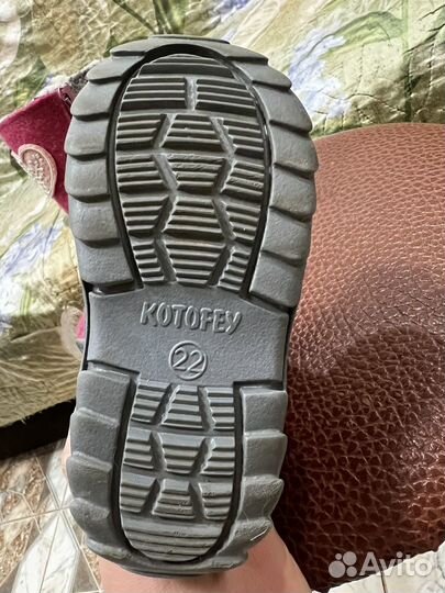 Зимнме сапоги на девочку