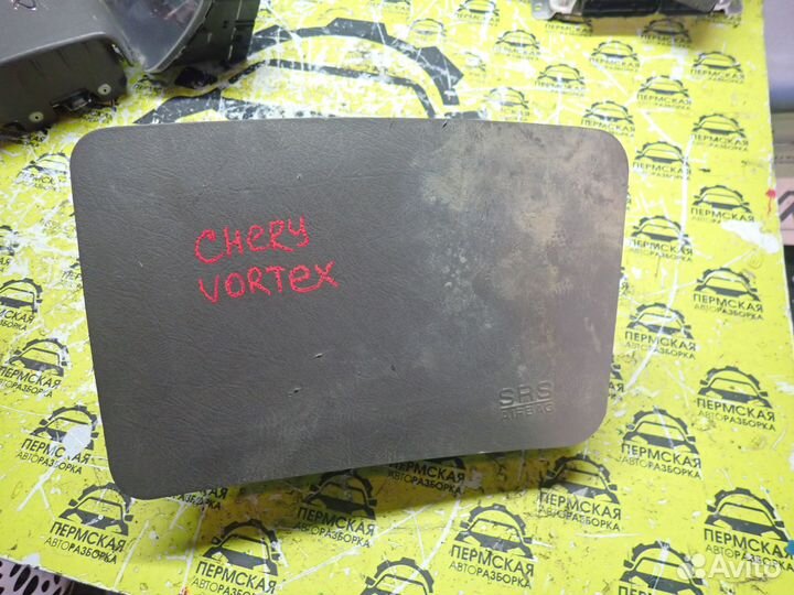 Подушка пассажирская в торпедо Chery Fora A21