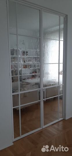 Установка душевых кабин из стекла