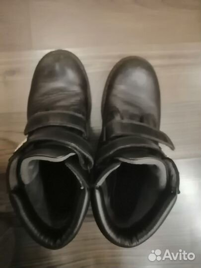 Детские кожаные весенние ботинки 35 размера