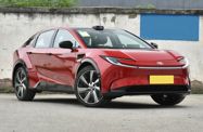 Toyota bZ5 I (2025—2026) Внедорожник