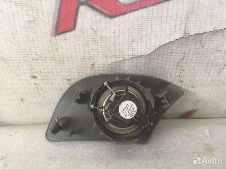 Динамик в дверь передний правый Audi A4 B6