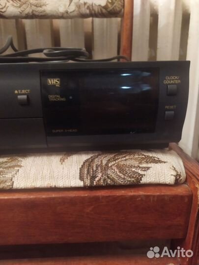 Видеомагнитофон panasonic