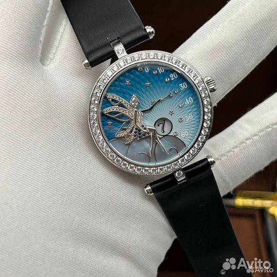 Женские часы Van Cleef