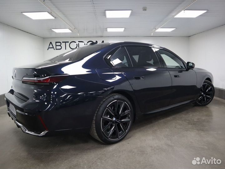 BMW 7 серия 3.0 AT, 2022, 12 324 км
