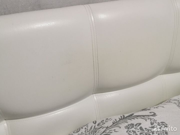 Кровать двухспальная 160х200 с матрасом б/у